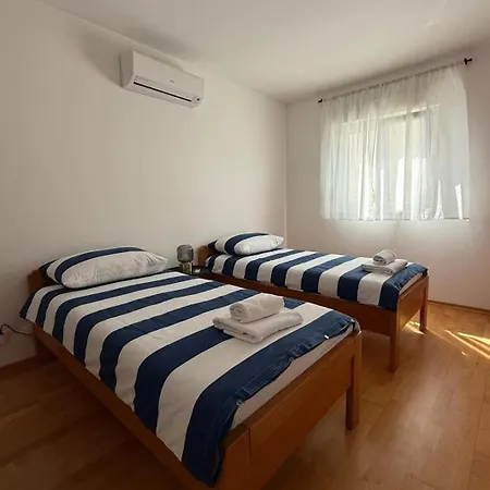 With Parking Space - 24226 Appartement