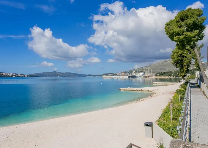 Appartamento With Parking Space - 24226 Traù