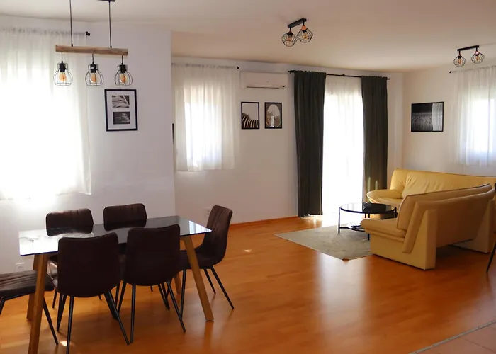 Appartamento With Parking Space - 24226 *